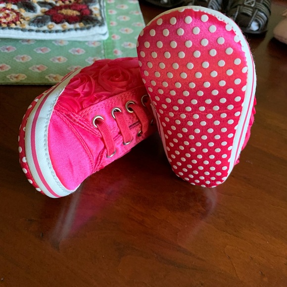 PINK ROSE HIGH TOPS - Picture 4 of 7